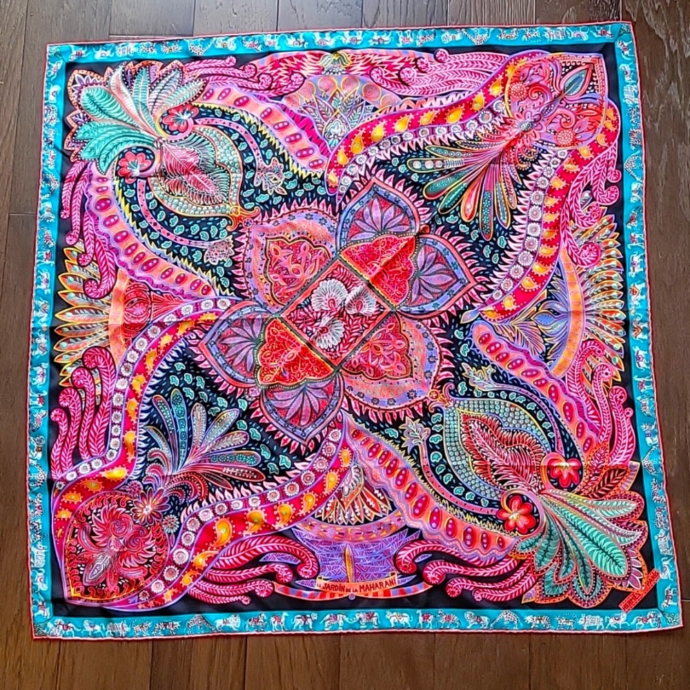 Hermes 90cm Le Jardin de la Maharani Silk Scarf